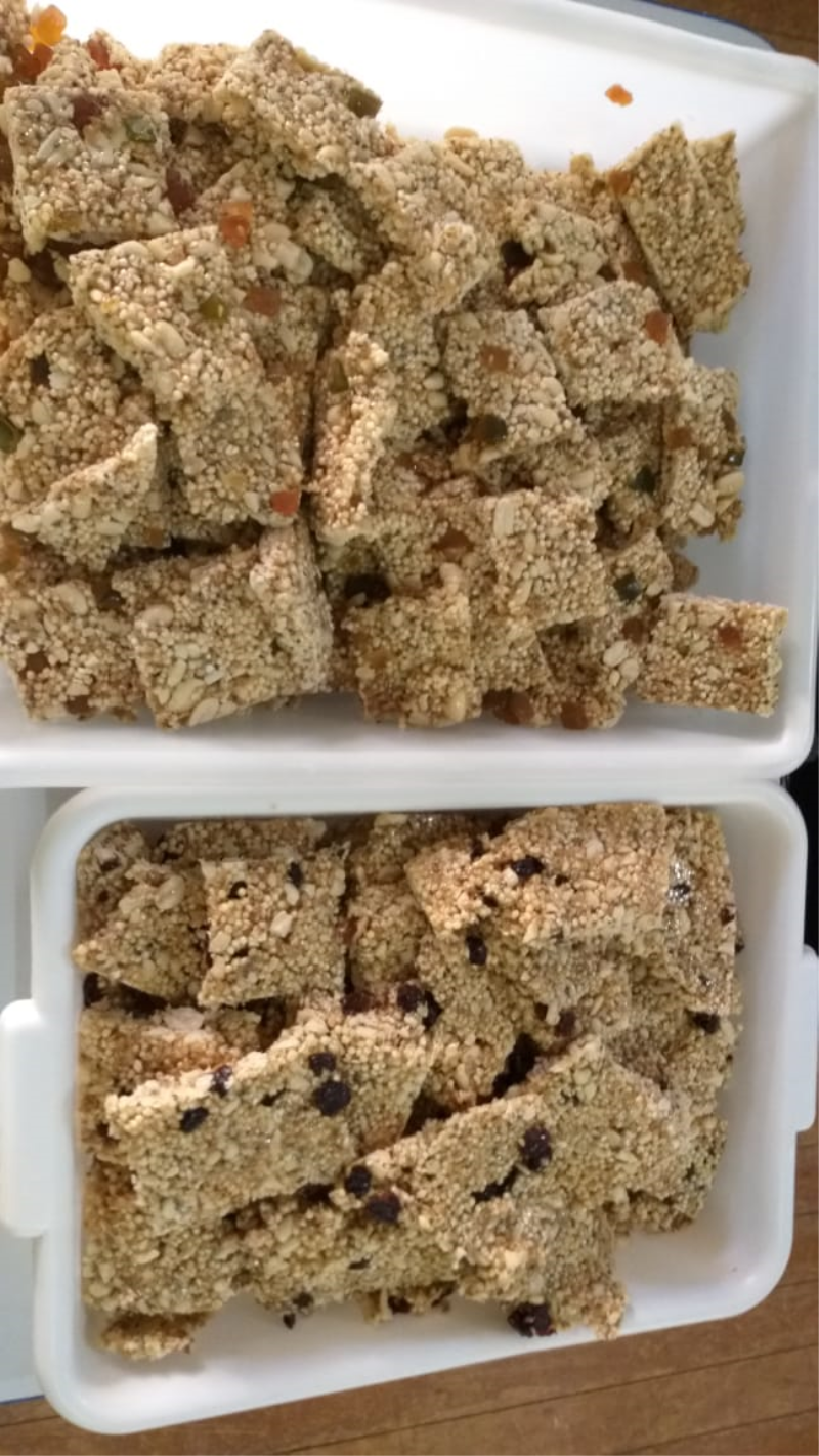 PRODUÇÃO DE BARRINHAS DE CEREAIS ORIENTANDO SOBRE A IMPORTÂNCIA DE ALIMENTOS FUNCIONAIS NA ALIMENTAÇÃO HUMANA